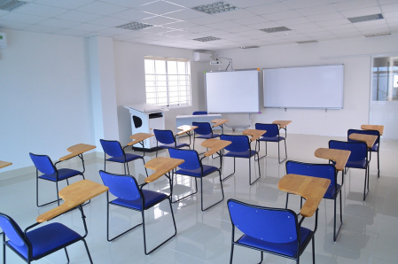 Mokinių tiriamųjų ir kūrybinių darbų konferencija „Rašyti – tai duoti ką nors nauja dvasiška“ (Vaižgantas)