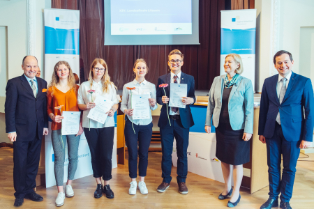 Vilija Sviderskytė nugalėjo nacionaliniame Tarptautinių jaunimo debatų finale Lietuvoje