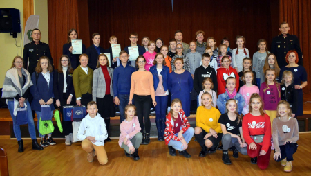 Apdovanoti pilietiškumui ir kariuomenei skirtus žaidimus kūrę mokiniai