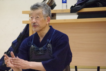 Japonų dėstytojas Yoshiyuki Haga Mykolo Romerio universitete nemokamai mokys japonų kalbos